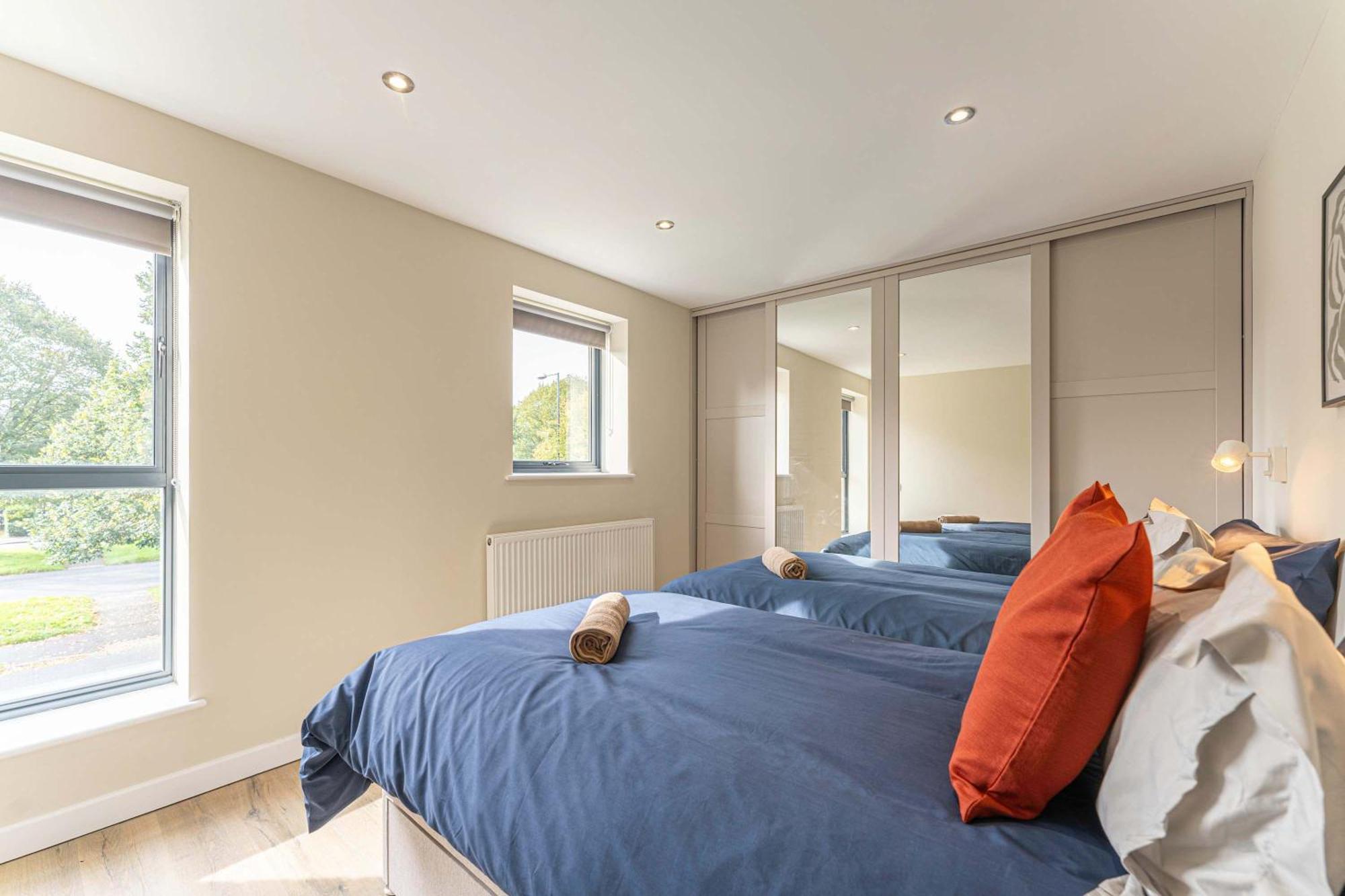 Stylish 2 Bedroom Apartments In Derby Exterior foto